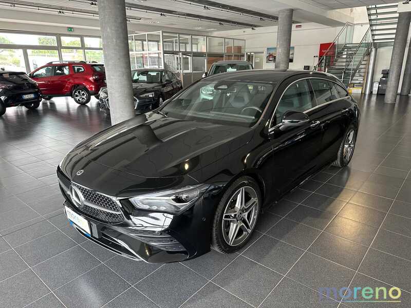 MERCEDES-BENZ CLA - Shooting Brake 220 d AMG Line Premium Auto - usato