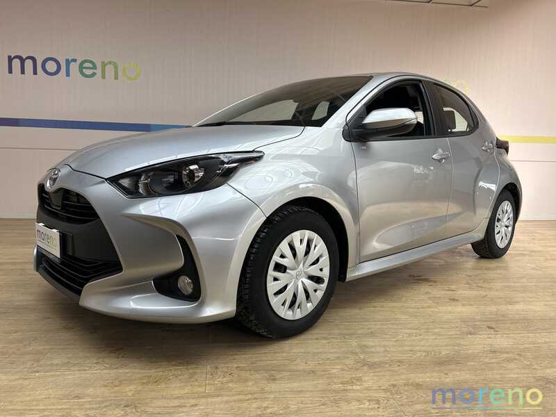TOYOTA Yaris - 1.0 Active - usato