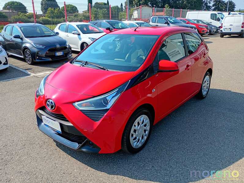 TOYOTA Aygo - 1.0 72 CV x-play - usato