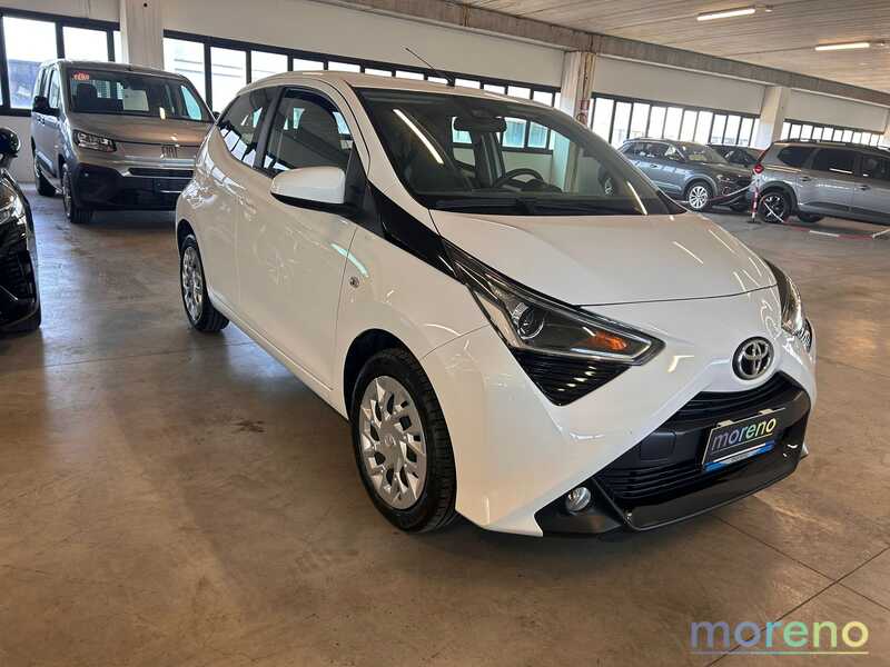 TOYOTA Aygo - 1.0 72 CV x-play - usato