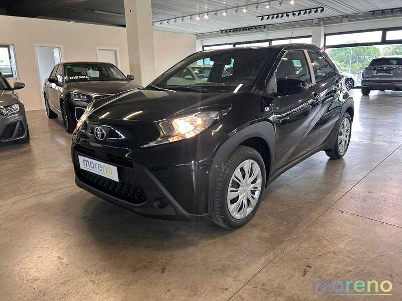TOYOTA Aygo X - 1.0 Active 72 CV s-cvt - km 0