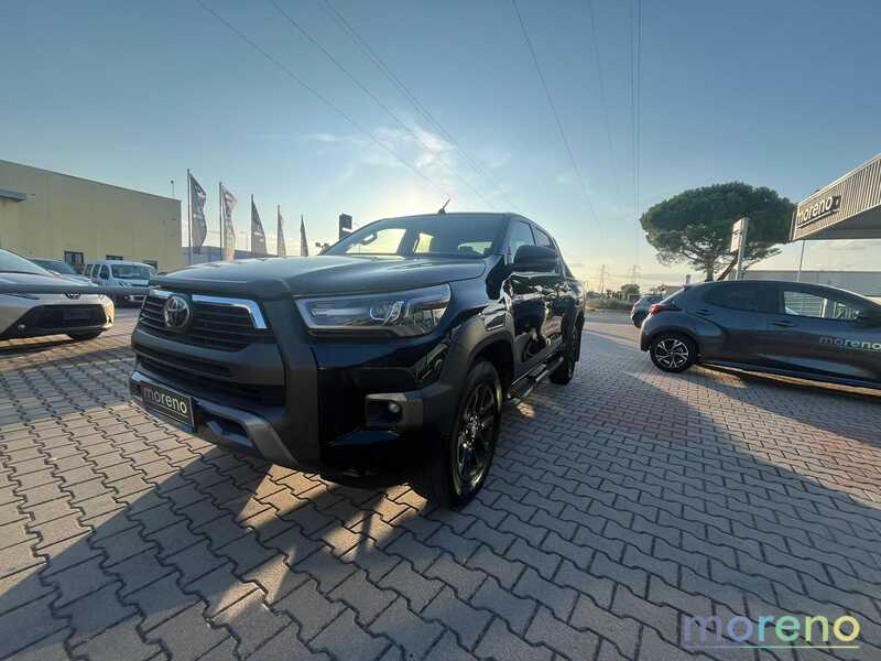 TOYOTA HiLux - 2.8 d double cab Invincible 4wd Auto - usato