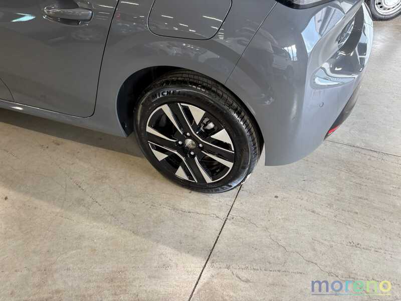PEUGEOT 208 - 1.2 hybrid Allure 110 CV e-dcs 6 - km 0