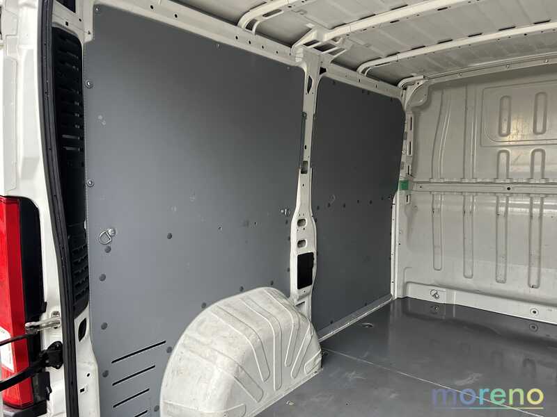 PEUGEOT Boxer - 328 2.2 bluehdi 120 CV S&S L1 H1 - usato