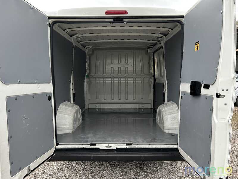 PEUGEOT Boxer - 328 2.2 bluehdi 120 CV S&S L1 H1 - usato