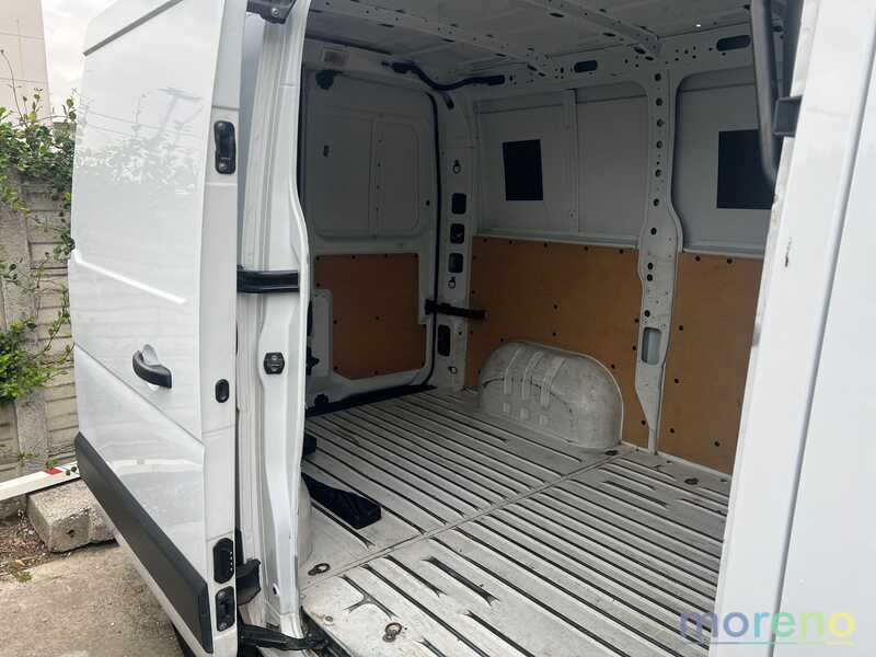 RENAULT Master - T28 2.3 dci 135cv L1 H1 - usato