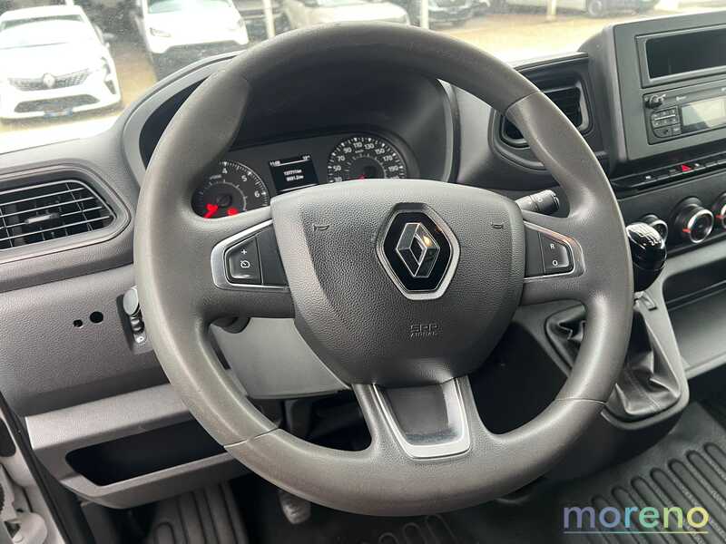 RENAULT Master - T28 2.3 dci 135cv L1 H1 - usato