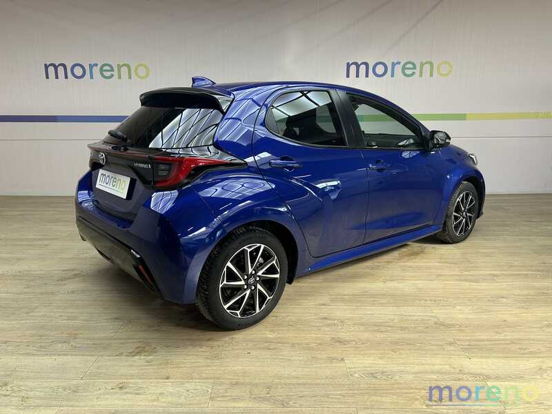 TOYOTA Yaris - 1.5h Lounge - usato
