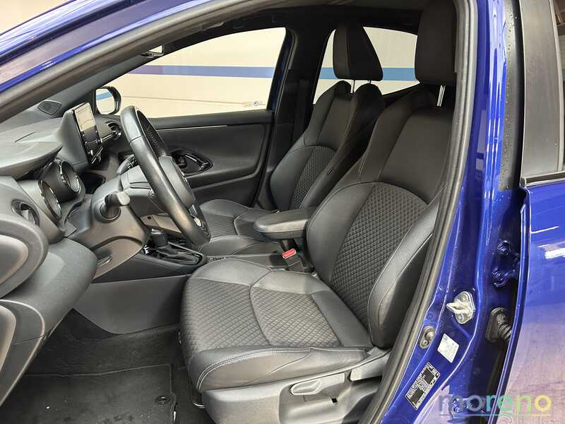 TOYOTA Yaris - 1.5h Lounge - usato