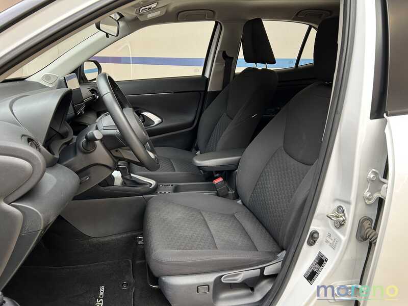 TOYOTA Yaris Cross - 1.5h Active fwd 115 CV e-cvt - usato