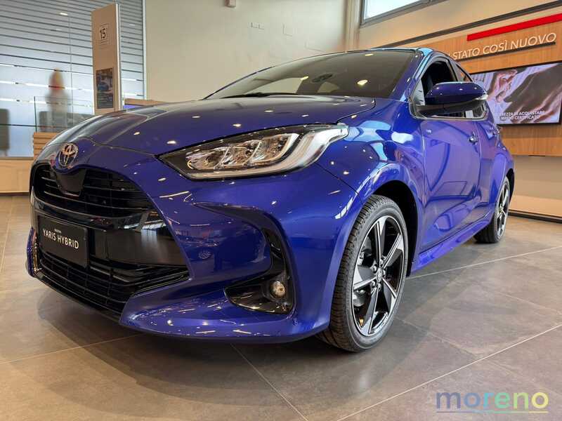 TOYOTA Yaris - 1.5h 130 Lounge - km 0