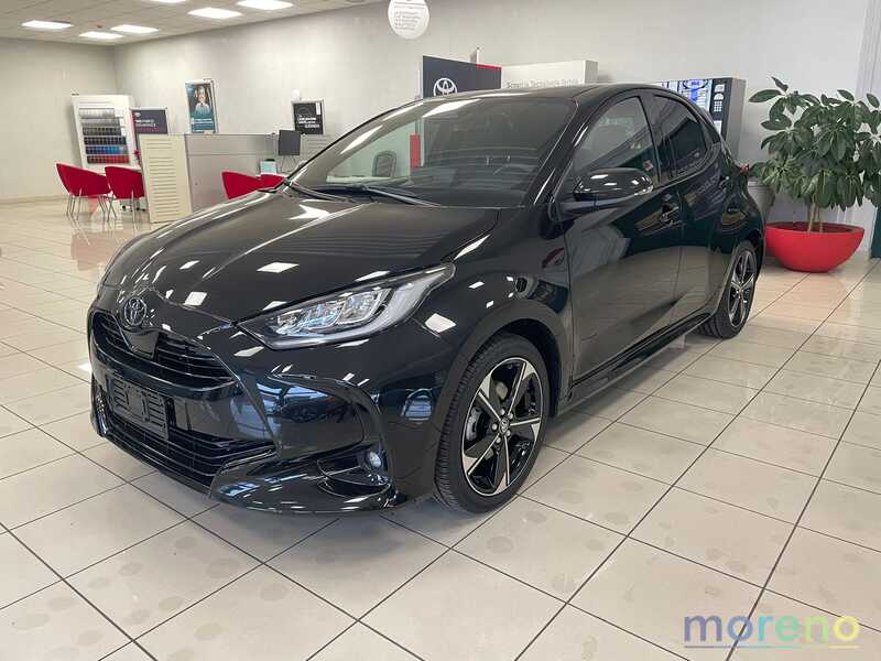 TOYOTA Yaris - 1.5h 130 Lounge - km 0