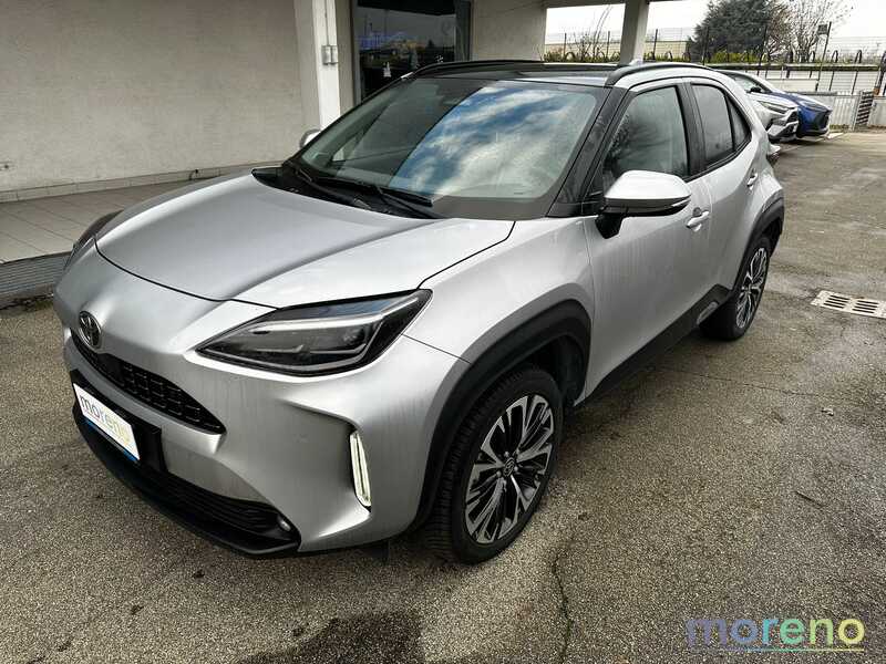 TOYOTA Yaris Cross - 1.5h Lounge awd-i 130 CV e-cvt - usato