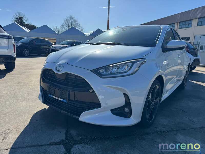 TOYOTA Yaris - 1.5h 130 Lounge - km 0