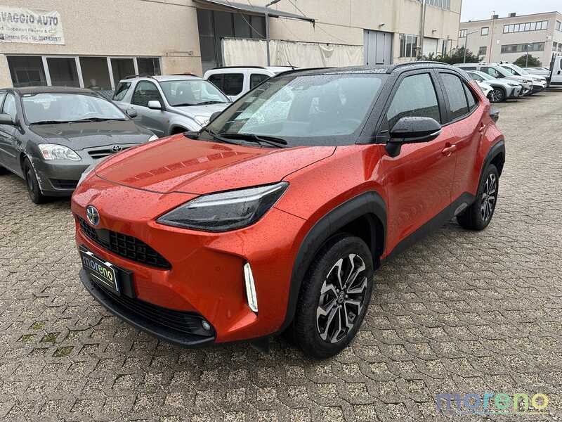 TOYOTA Yaris Cross - 1.5h Orange Edition fwd 116 CV e-cvt - usato