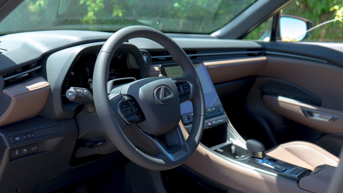 interni della Lexus LBX con dettaglio dell’abitacolo