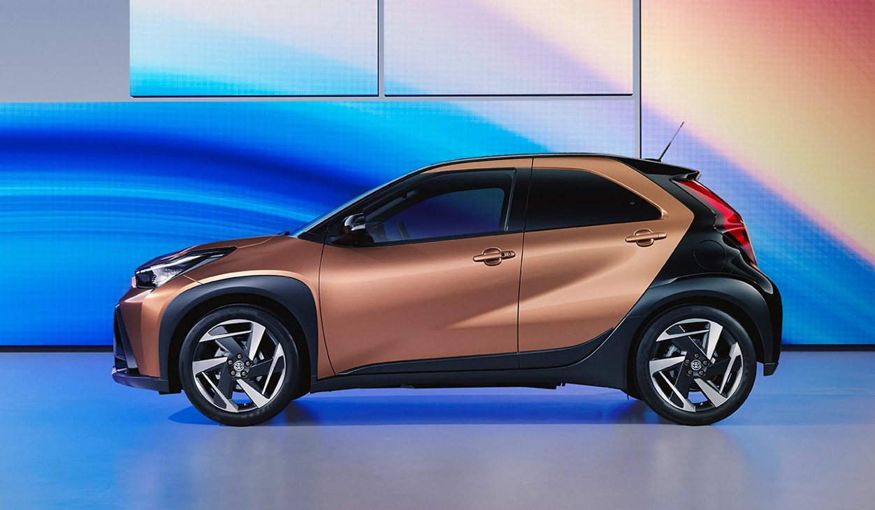 toyota aygo x hybrid carline