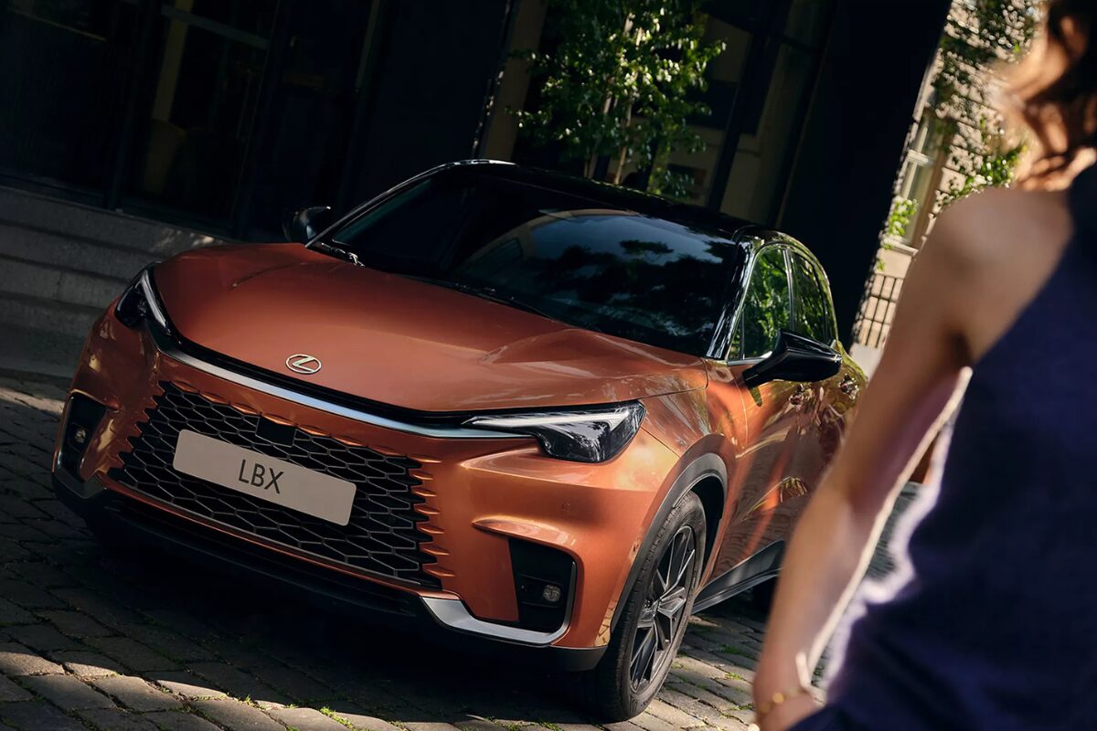 Nuovo Lexus LBX Full Hybrid