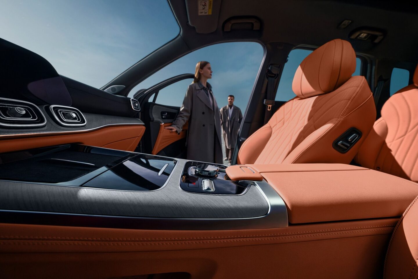 Jaecoo 8 è il SUV ibrido pensato per famiglie e clienti, che cercano spazio, comfort e rapporto qualità prezzo.