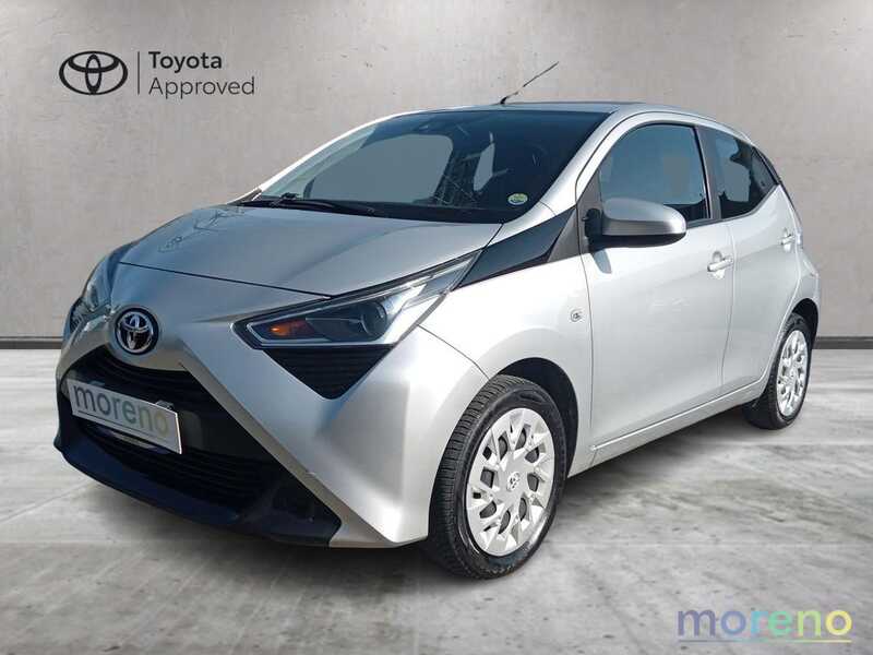 TOYOTA Aygo - 1.0 x-play 72 CV - usato