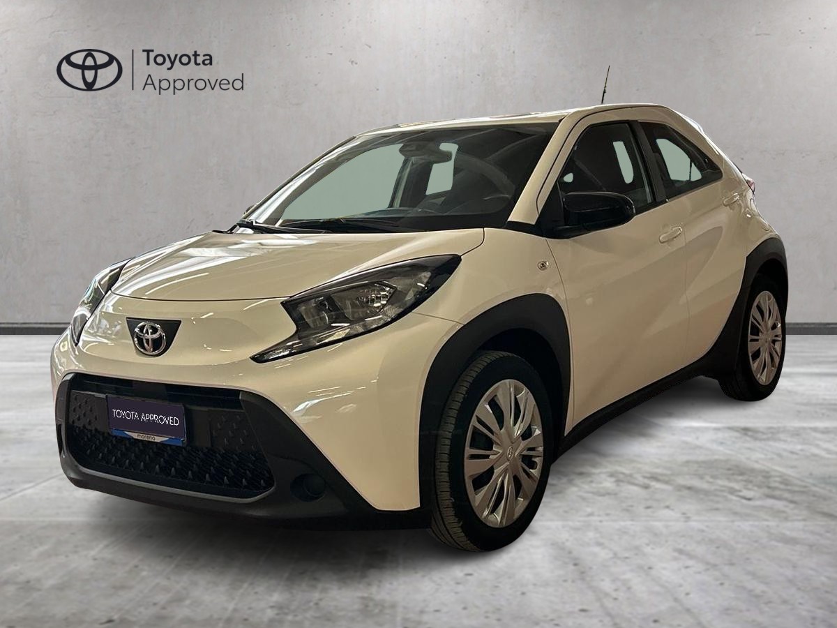 TOYOTA Aygo X - 1.0 72cv Active S-CVT - usato