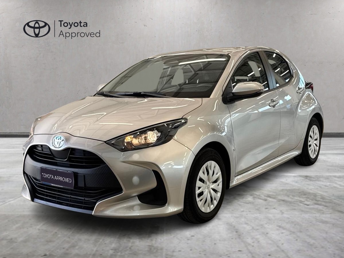 TOYOTA Yaris - 1.5 VVT-iE Hybrid Active E-CVT - usato