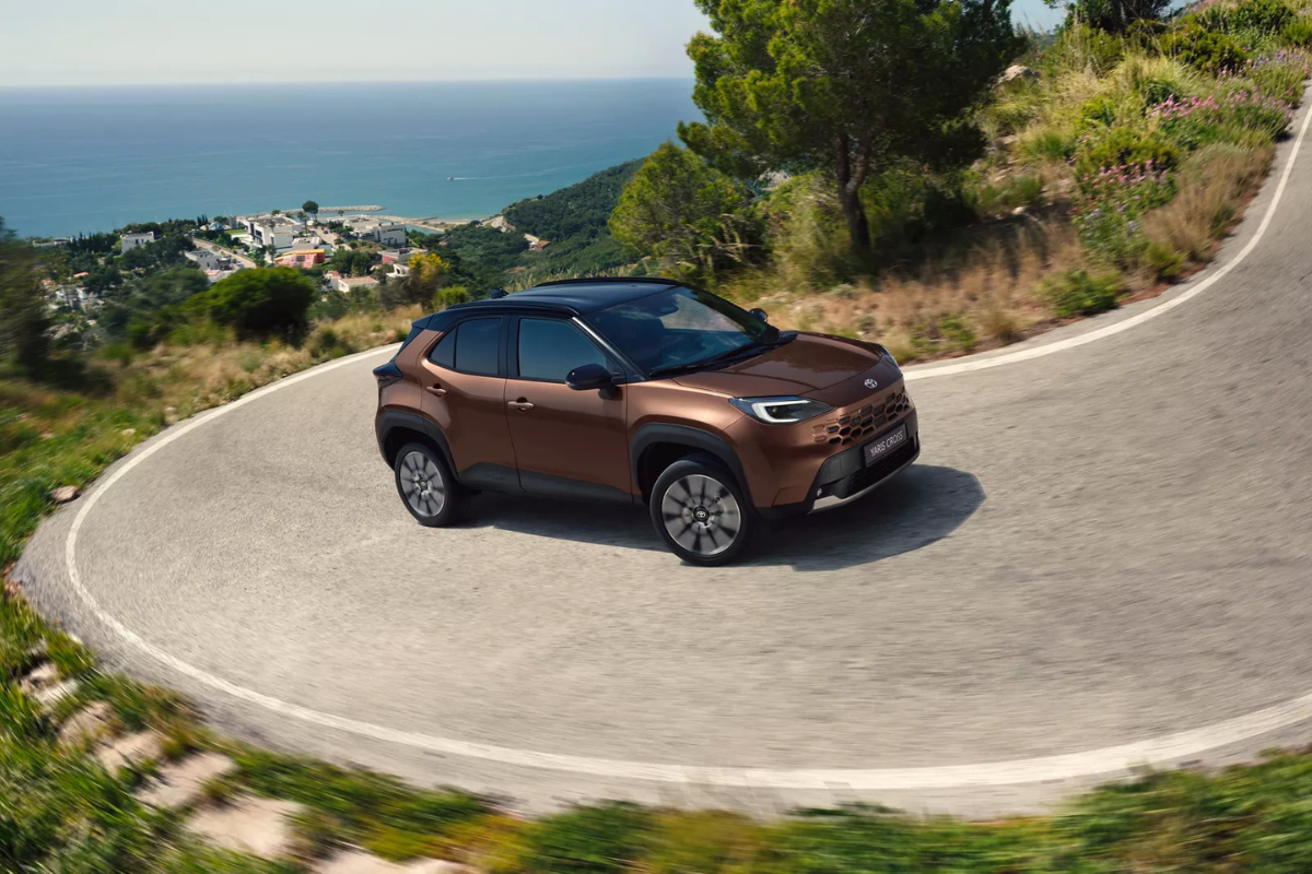 Nuova Toyota Yaris Cross Full Hybrid